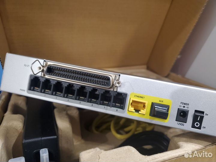 IP-шлюз Cisco SPA8000-XU