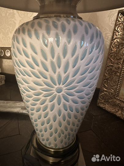 Набор лампа и вазы