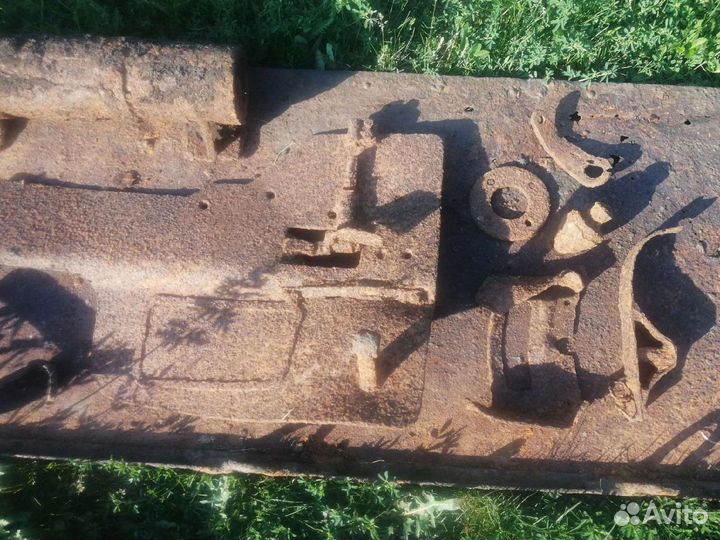 Запчасти от танка Т34