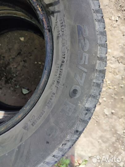 Continental CrossContact LX25 225/70 R16