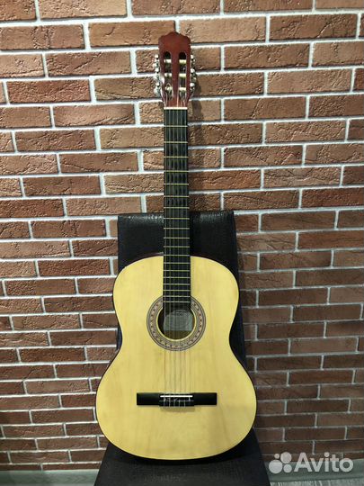 Классическая гитара бу