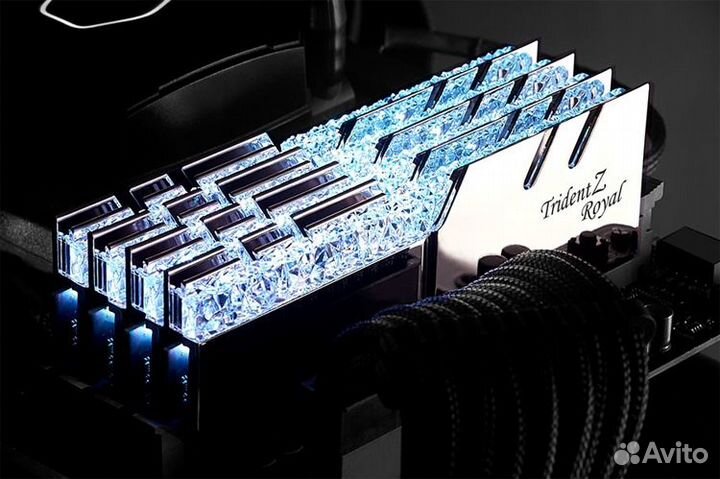 G.skill TridentZ Royal DDR4-4600 8GBx2