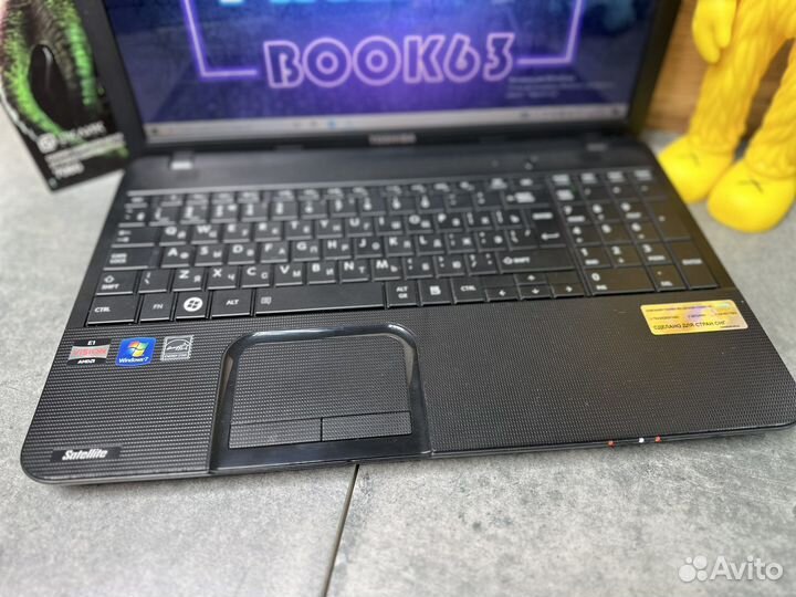 Ноутбук Toshiba AMD 2 ядра/RAM 4gb/SSD