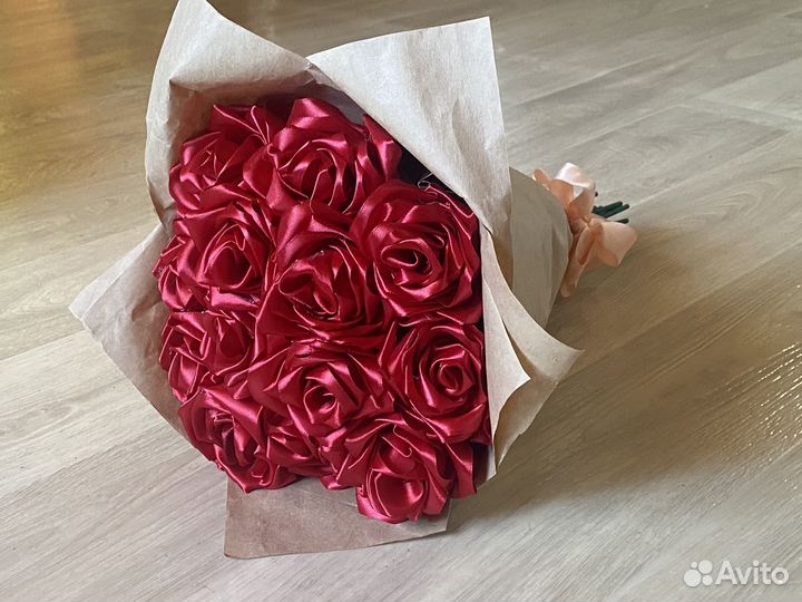 Букет из атласных лент