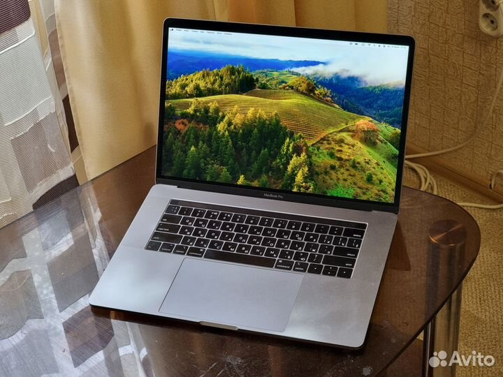 Apple MacBook Pro 15 2018 16/500gb radeon 560x