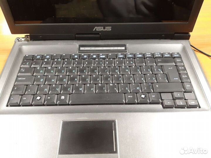 Ноутбук asus