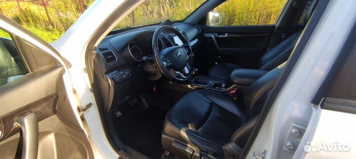 Kia Sorento 2.4 AT, 2017, 175 205 км