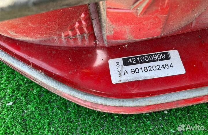 Фонарь задний правый Mercedes Sprinter 2.2 дизель