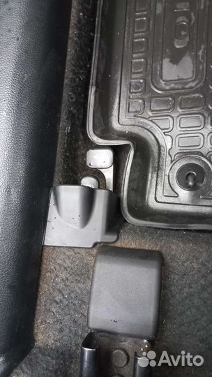 Комплект накладок Kia Rio 3Hyundai Solaris 1