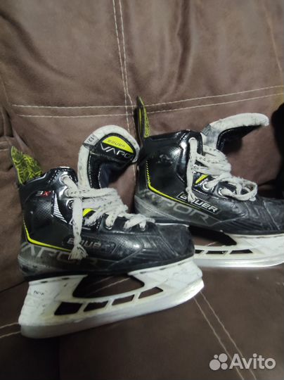 Хоккейные коньки bauer