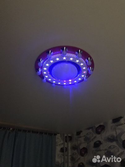 Светильник потолочный