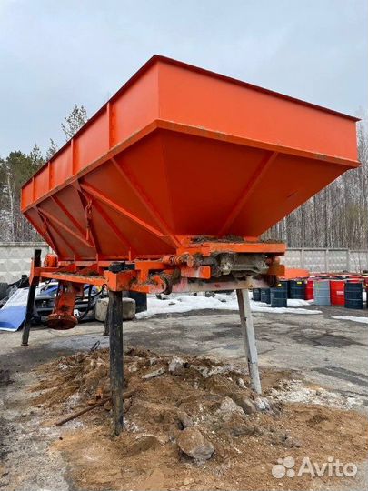 Пескоразбрасыватель кдм