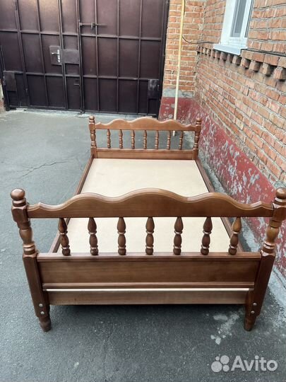 Кровать односпальная 120/ 200
