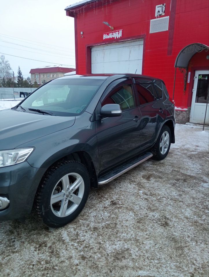 Toyota RAV4: фото владельца