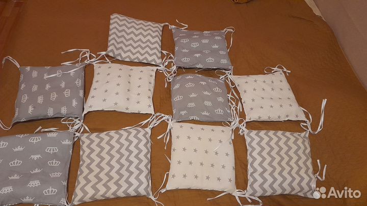Бортики подушки в детскую кроватку