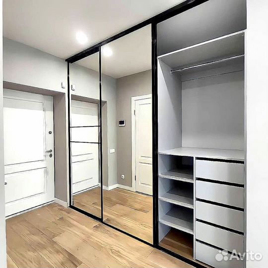 Шкафы на заказ / Шкаф для одежды / Шкаф купе