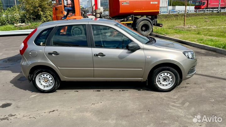 LADA Granta 1.6 МТ, 2020, 33 200 км