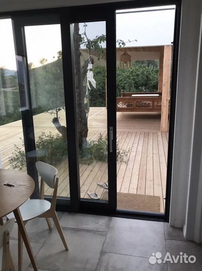 Алюминиевые окна, двери, витражные конструкции