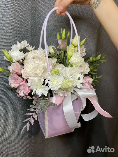 Букет цветов, композиция, цветы в коробке