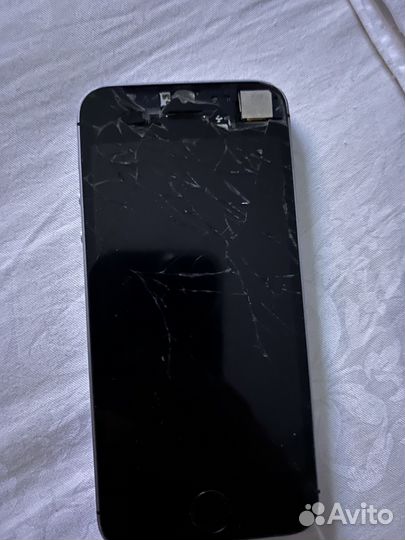 Телефон iPhone se