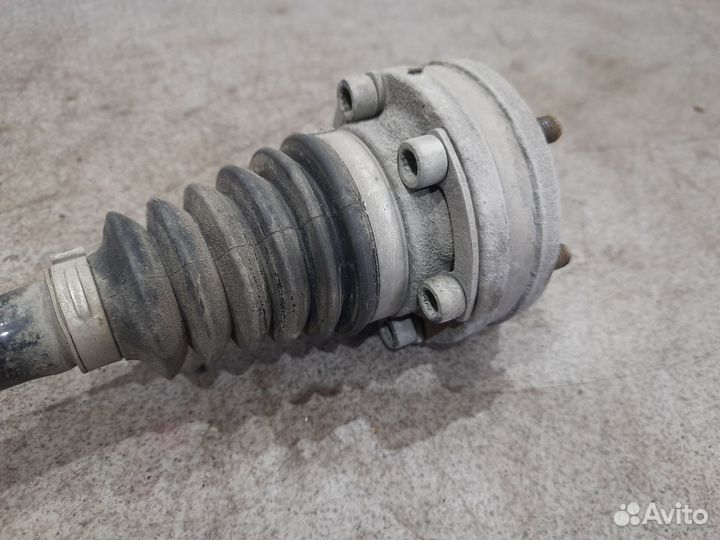 Левый привод в сборе для DSG 7 Skoda Octavia A7