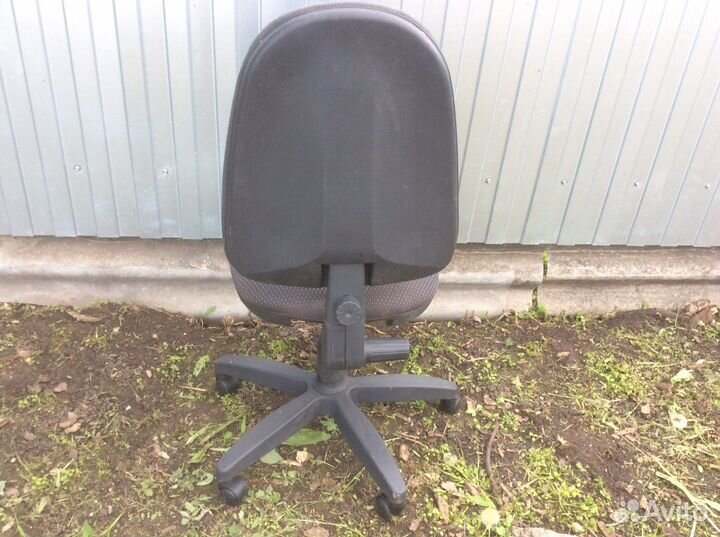 Компьютерное кресло