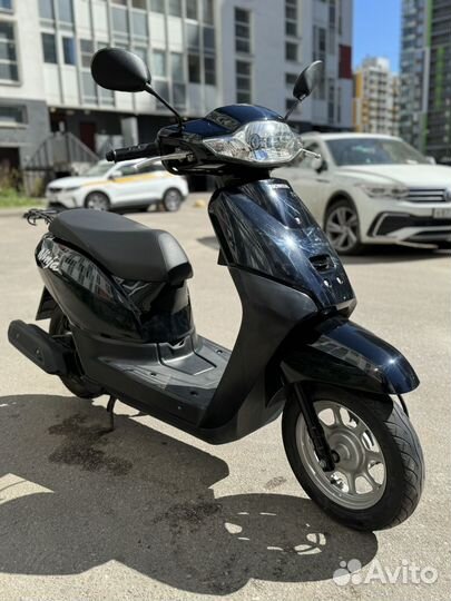 Скутер Honda Tact