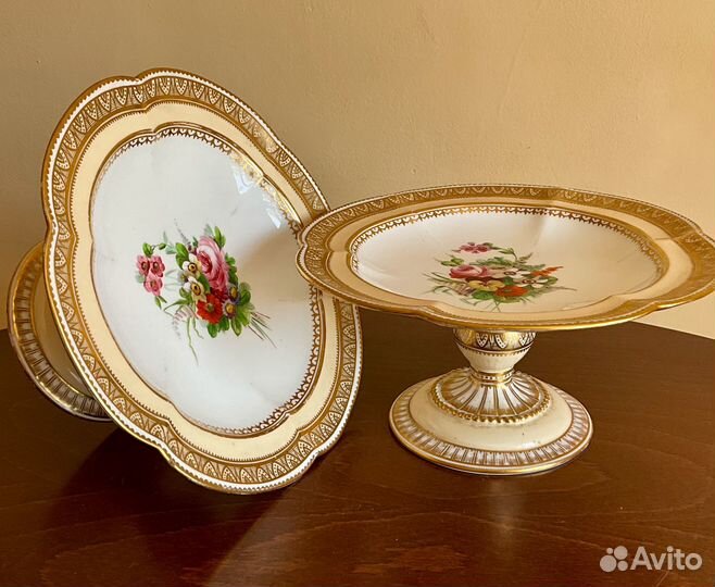 Высокая ваза для фруктов и сладостей. Англия