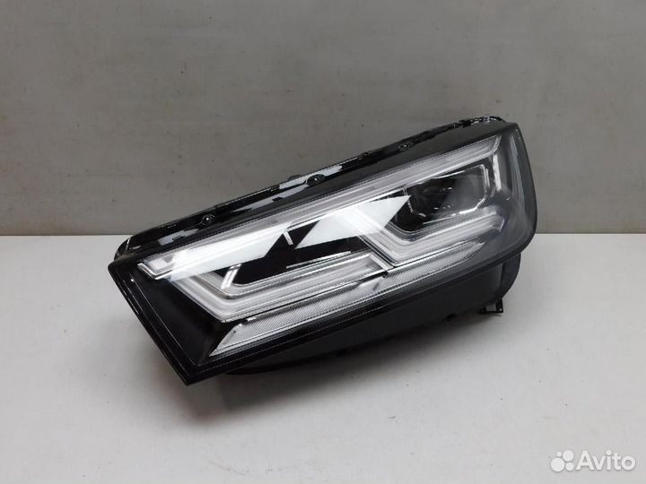 Фара левая Audi Q5/SQ5