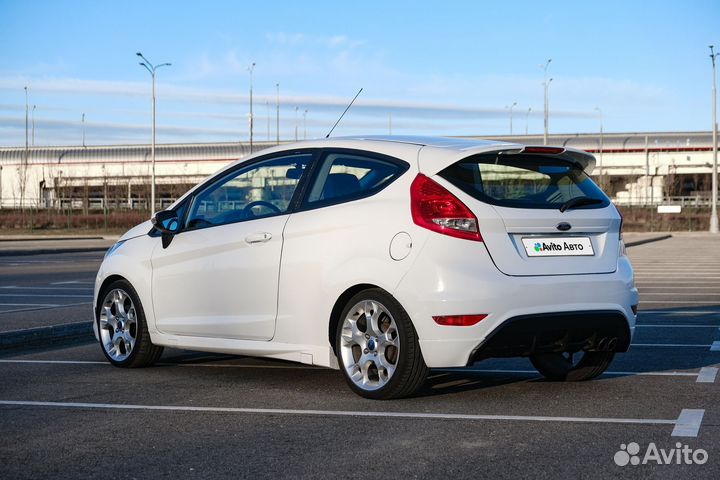 Ford Fiesta 1.6 МТ, 2012, 263 500 км