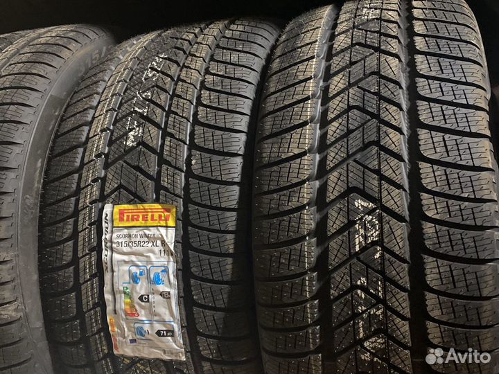 Pirelli Scorpion Winter 315/35 R22 и 275/40 R22