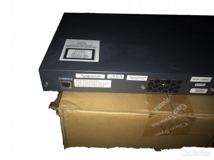 Коммутатор Cisco 2960-48TT-L