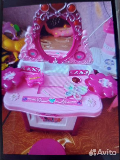 Детский туалетный столик(трюмо)