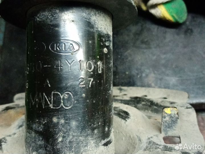 Стойки передние kia rio 2015