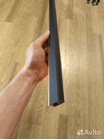 Плинтус кухонный 1,5 метра, пластиковый