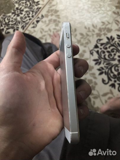 iPhone 5S, 16 ГБ