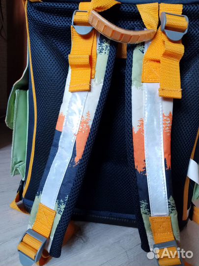 Школьные принадлежности