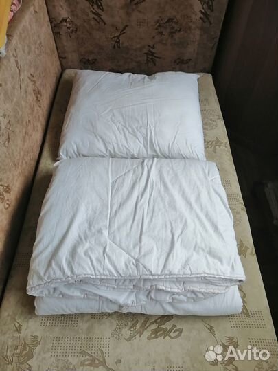 Постельный комплект: одеяло c подушкой