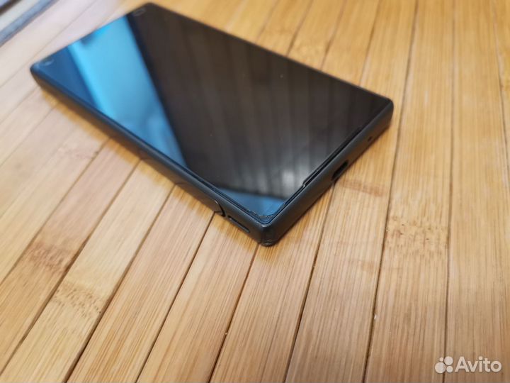 Sony Xperia Z5 Compact, 2/32 ГБ