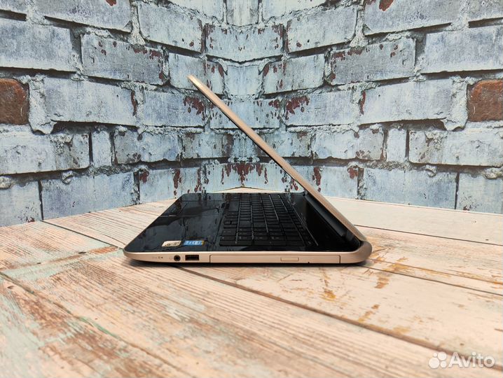 Игровой ноутбук intel-i7/2видеокарты/8Gb/SSD