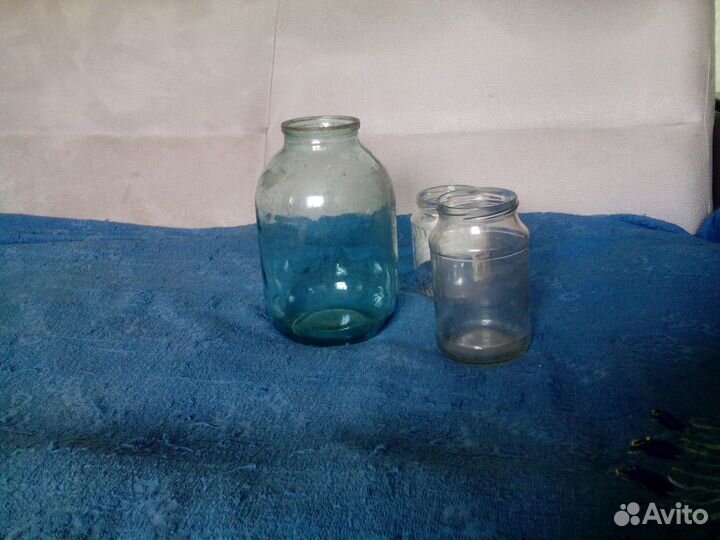 Породам стеклянные банки
