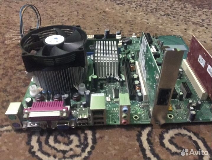 Материнская плата 775