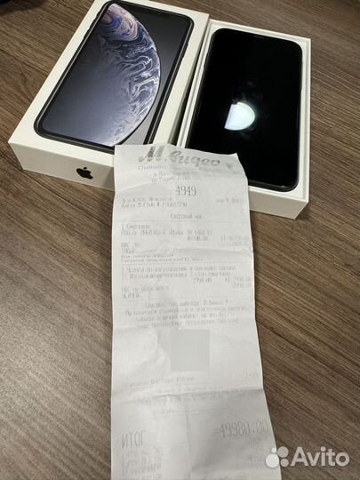 iPhone Xr, 64 ГБ