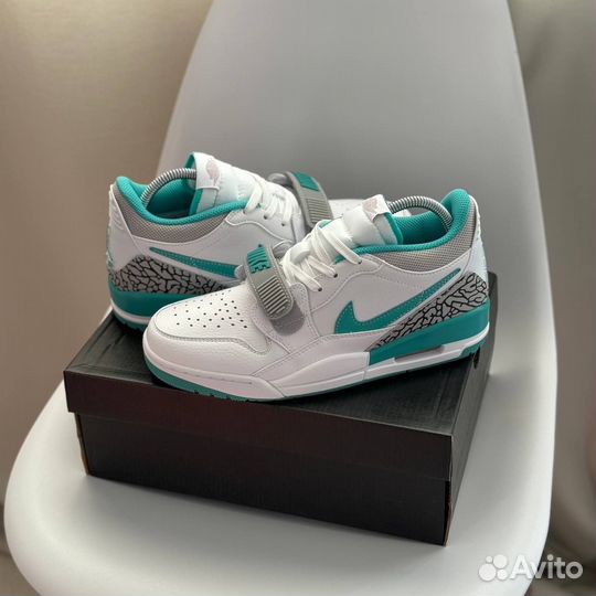 Jordan Legacy 312 Low “White Turquoise” Оригинал