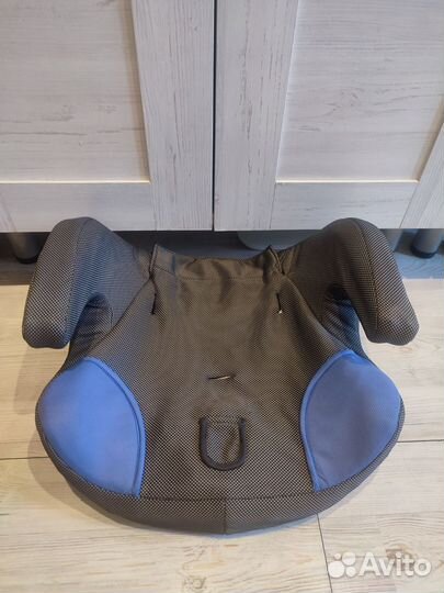 Автокресло бустер