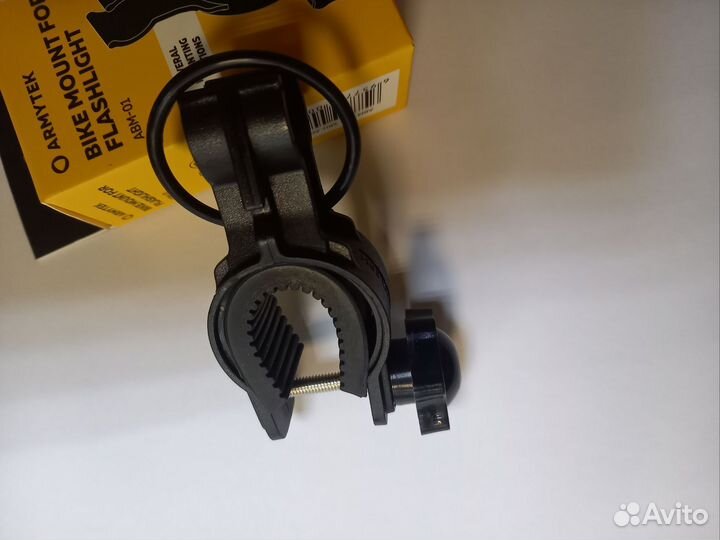 Велосипедное крепление фонаря