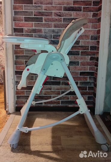 Детский стульчик для кормления babyton