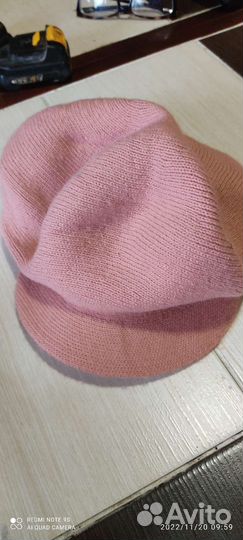 Кепка берет женский и перчатки