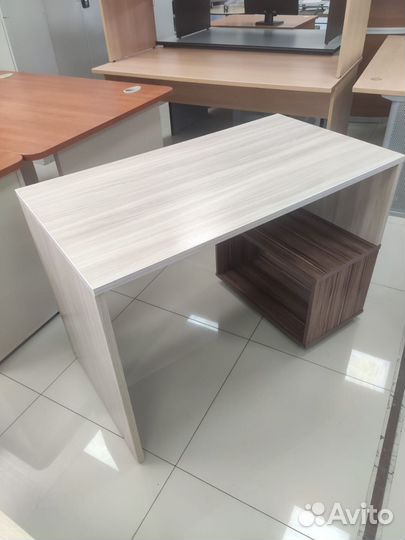 Стол, стол прямой,стол на опорной тумбе