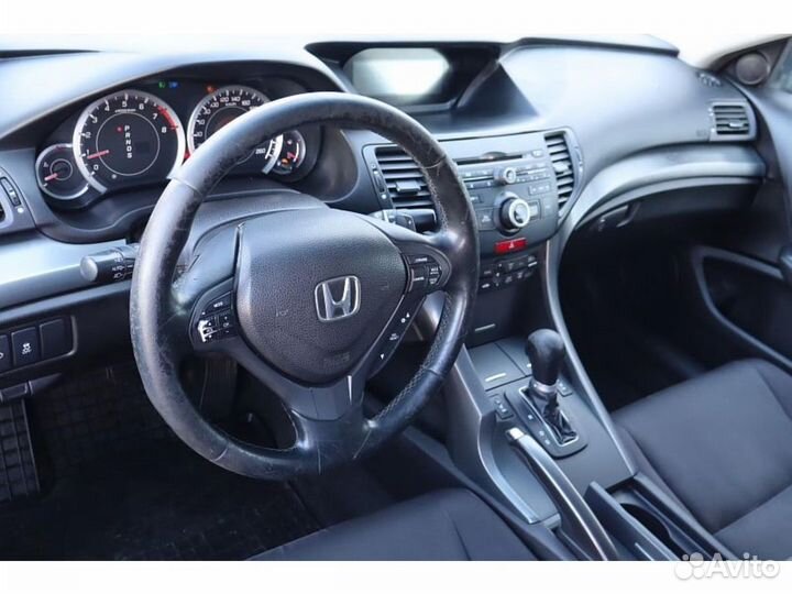 Honda Accord 2.0 AT, 2011, 291 216 км